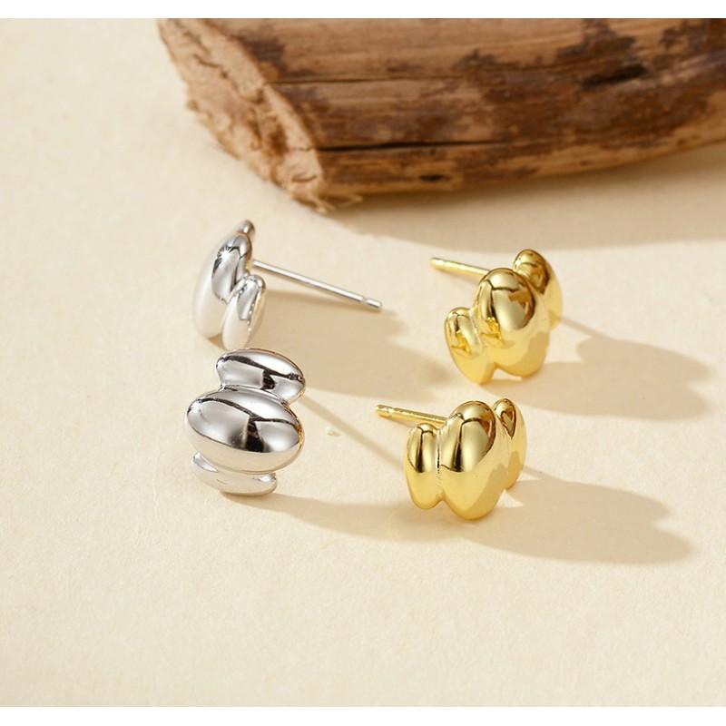 Geometric Horn-Shaped Stud Earrings Women Sterling With 18K Gold Plating Modern Minimalist Fashion Jewelry