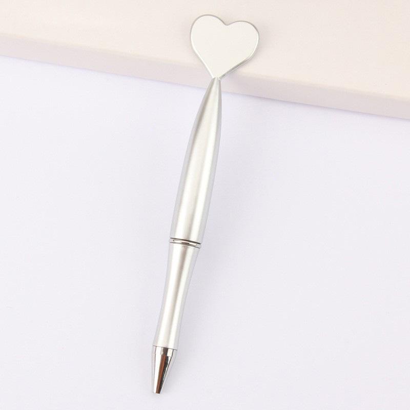 Heart-shaped Plastic Ballpoint Pen - Student Stationery Gift with Customizable Logo