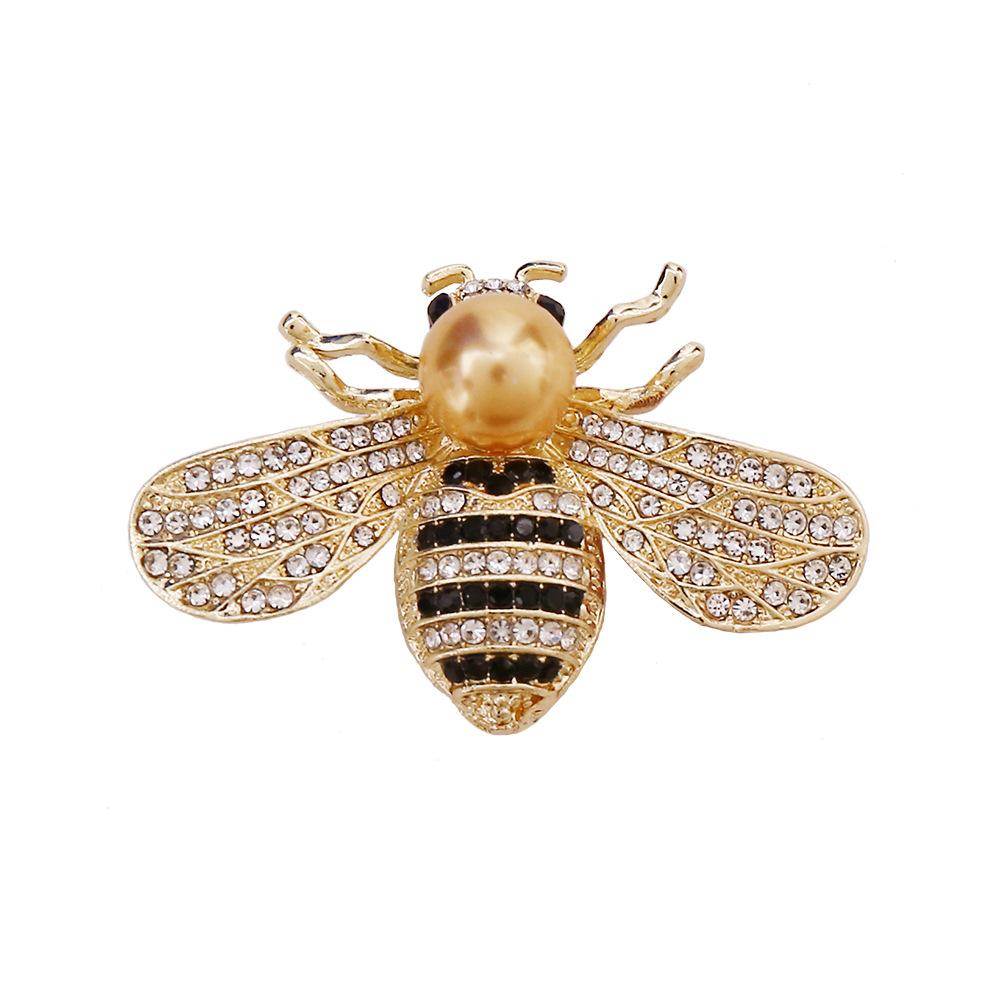 2026 Bee Brooch Female High-end Corsage Korean Luxury Temperament Badge Decorative Pin Creative Versatile Clothes Accessories