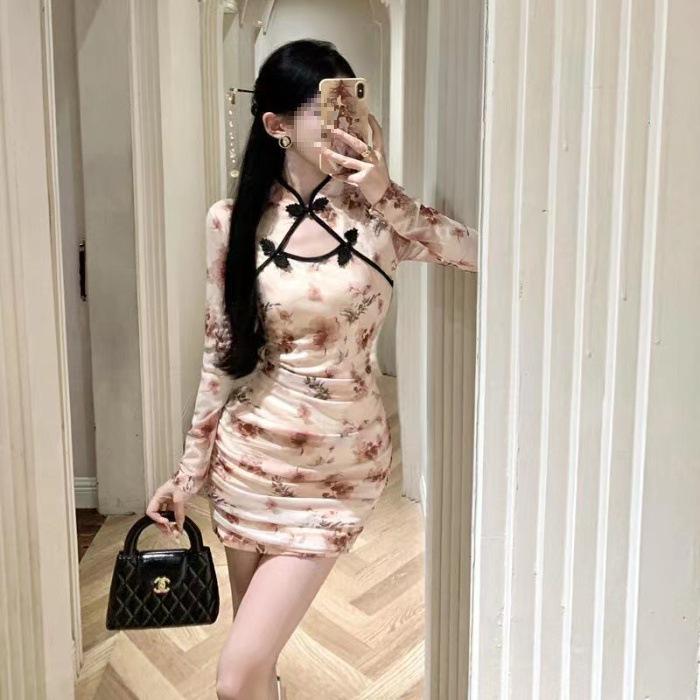 Floral Print Hollow-Out Cheongsam Dress with Button-Up and Cinched Waist Medium