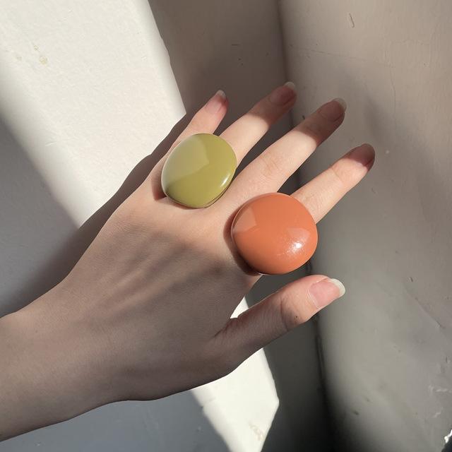 Oregelbundna Breda Stora Klumpiga Ringar för Kvinnor Vintage Akrylharts Höst Vinter Geometriska Stapelbara Finger Smycken