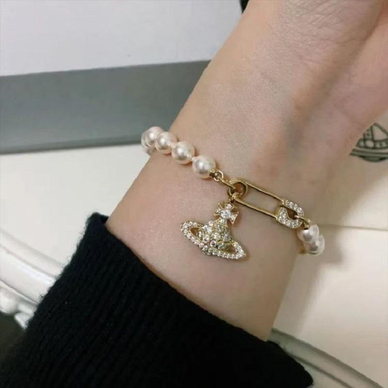 

Vivian Style Empress Dowager Cixi Pearl Necklace & Bracelet Set: Elegant European & American Fashion