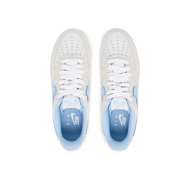 Кроссовки Nike Air Force 1 '07 LV8