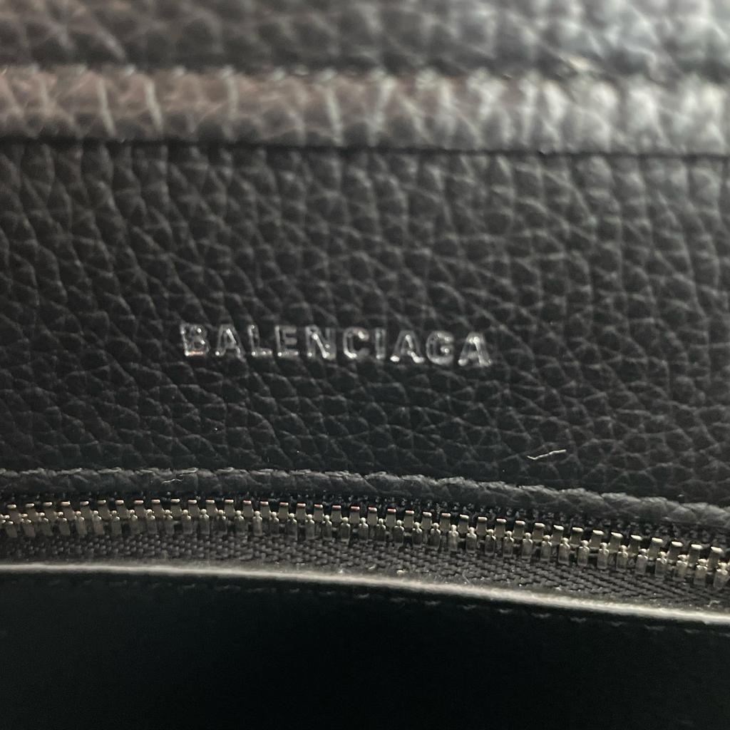 BALENCIAGA / Black / Shoulder Bag / Everyday 2 / Model Number 672793