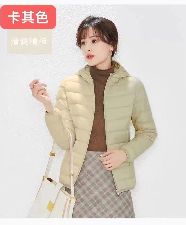 Down jacket women's light and thin autumn and winter new light white duck down short stand-up collar warm long-sleeved jacket