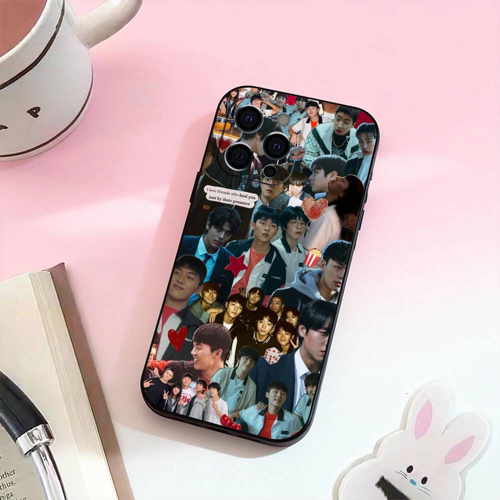 W-Weak H-hero Class Wallpaper   Phone Case For iPhone 17,16,15,14,13,12,11 Plus,Pro Max,Soft Silicone Black Cover