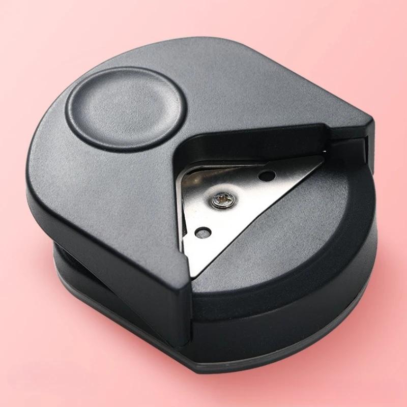 

Резак для кругов, машинка для изготовления значков, машина для скругления углов, портативный резак для бумаги, инструмент для резки фотокарточек, устройство для пробивания отверстий для скрапбукинга своими руками чёрный