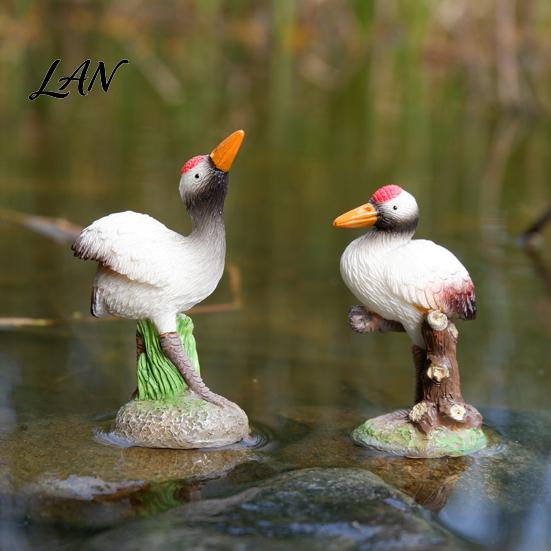 Outdoor Felsenlandschaft Dekoration Harz Rotkronen-Vogel Figuren, Realistische Statuen mit Felsbasis, Mini Landschaftstier Ornamente für Tee