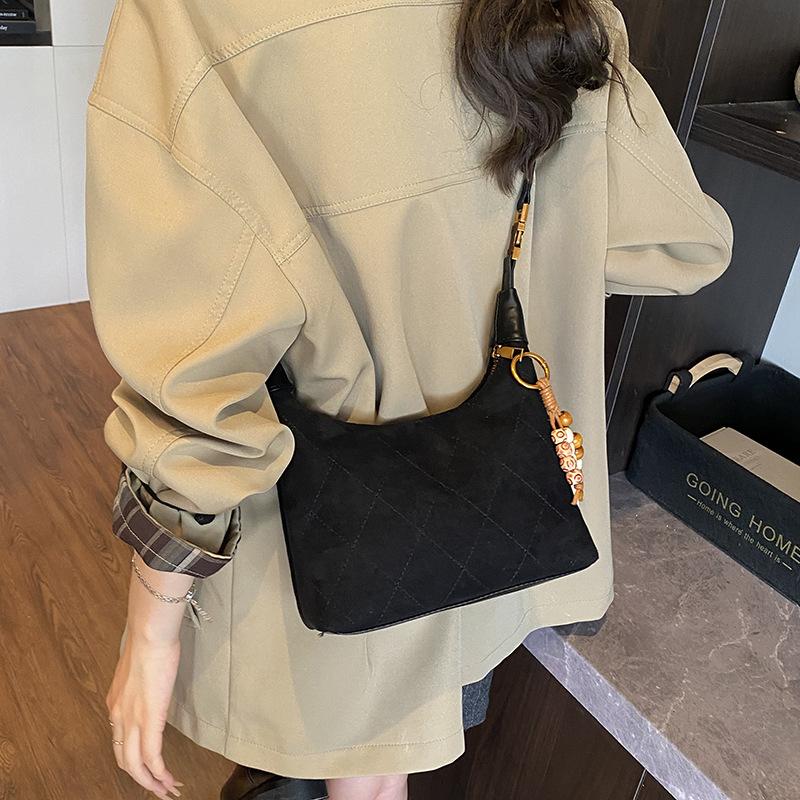 Autumn and Winter New Simple Dumpling Bag Women's Fashion Trendy Versatile Casual High Sense Messenger Bag Shoulder Bag