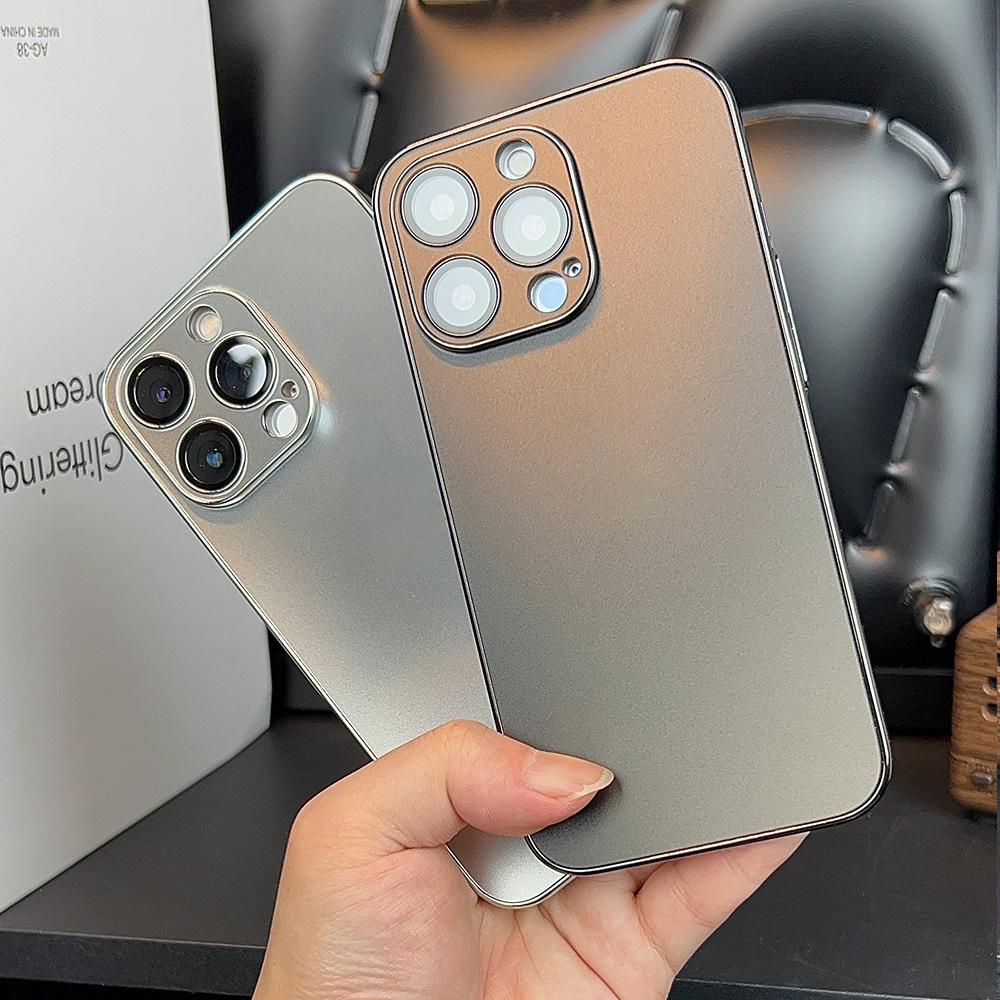 Custodia protettiva rigida ultrasottile e satinata per telefoni cellulari Apple 12, 13, 14, 15. Design completo e anti-caduta.