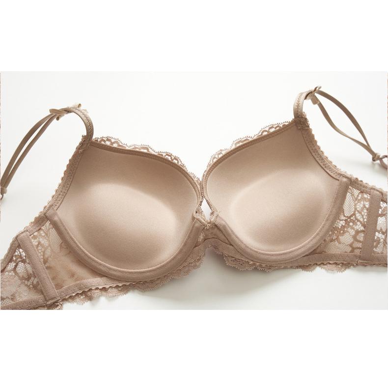 Lace Sexy Women's Underwear Gathers Comfortably On The Bra Set with Thickened Small Breasts and Large Bras