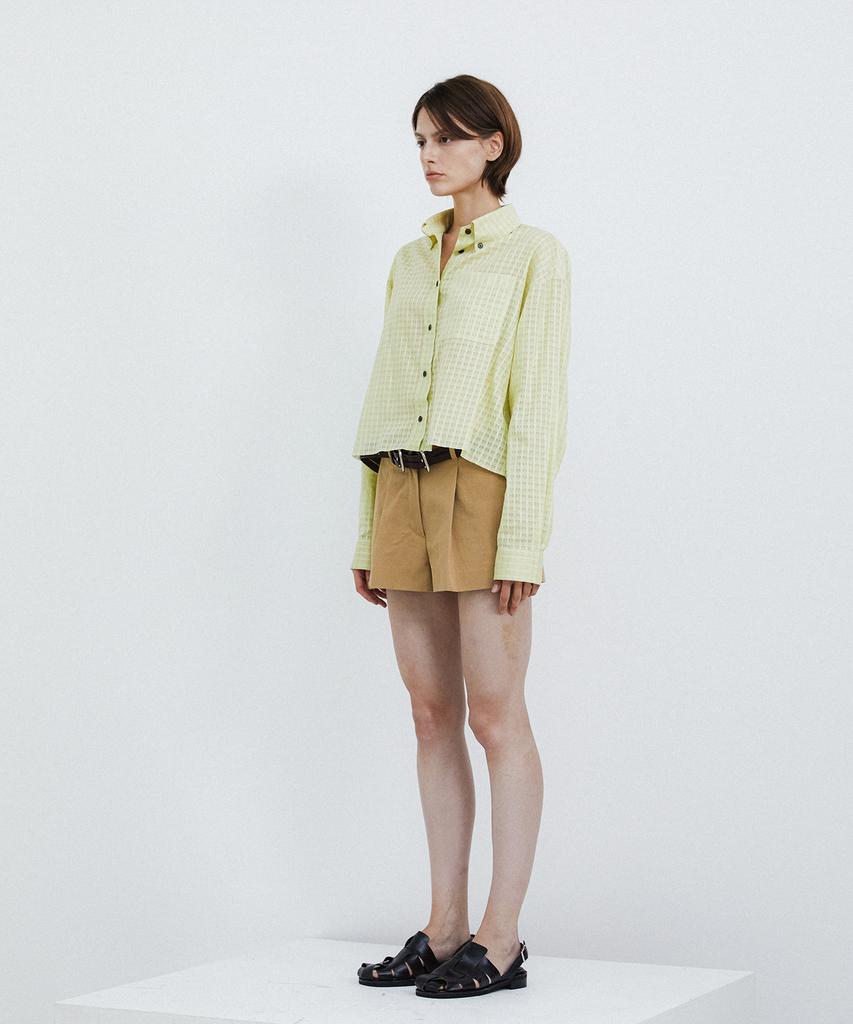 Epinggeulleo Pleated Short Pants - Amber Haze
