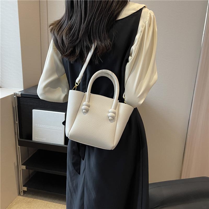 Fashionable Women PU Leather Pack  Summer New Simple Solid Color Crossbody Bag Casual Female Handle Bucket Bags