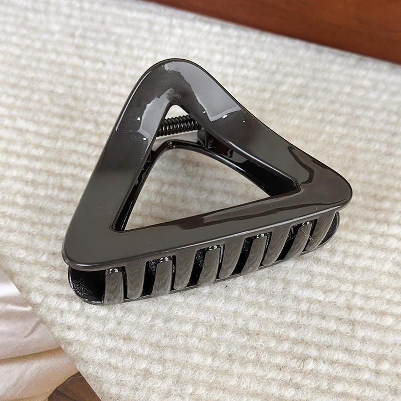 Retro New Triangle Shape Hair Claws Female High Ponytail Fixed Barrettes for Women Girl Elegant Hairpin Fashion Hair Accessories