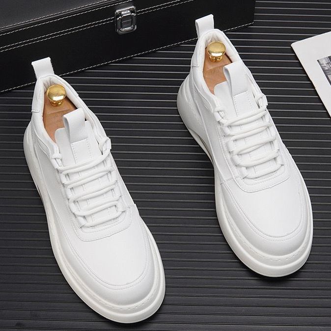 Autumn Heightening Board Shoes Men's Shoes 2025 New Versatile Popular Sports and Leisure Shoes Breathable Little White Shoes Men