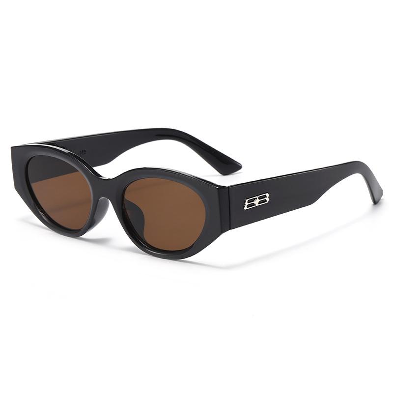 2026 Cross-Border Fashion Trend Sunglasses: Stylish Small Frame for Photography & Travel