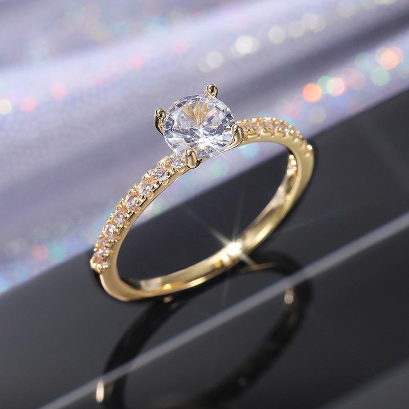 

European and American Simple Zircon Engagement Wedding Ring, Copper Plated White Gold, Imitation Diamond Ring R527. Size 8 золотой