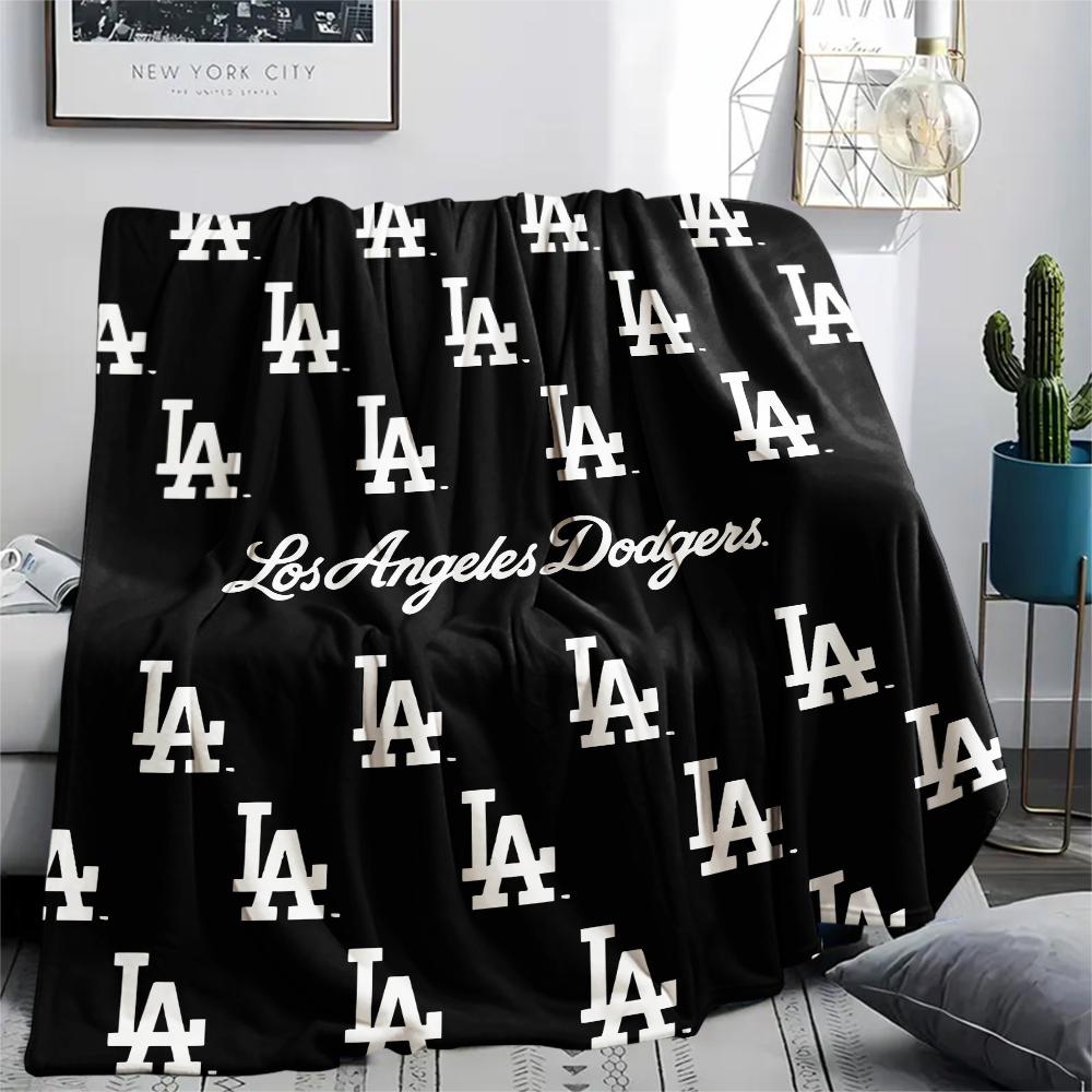 1Pc LA Dodgers Print Flannel Blanket, High quality Comfortable for All Seasons, Home Decor, Warmth and Comfort, Perfect for Gifts