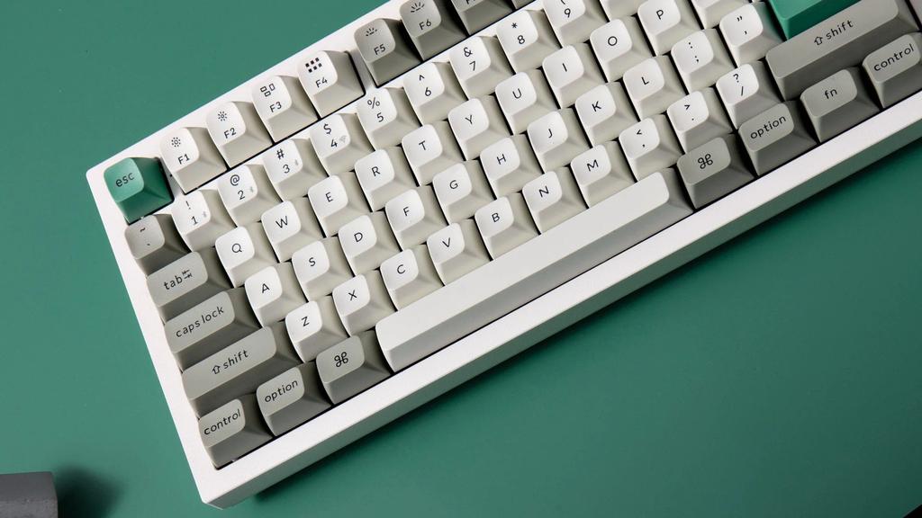 Keychron Q3 Max QMK/VIA Wireless Custom Mechanical Keyboard Fully Assembled Knob / Shell White / Gateron Jupiter Red