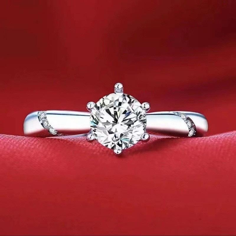 Imitation Moissanite Ring Women's One-carat Classic Light Luxury Niche Six-claw Wedding Ring