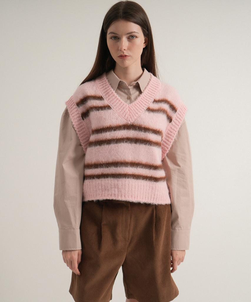 Vleti Alpaca V-Neck Brush Knit Vest (Pink)