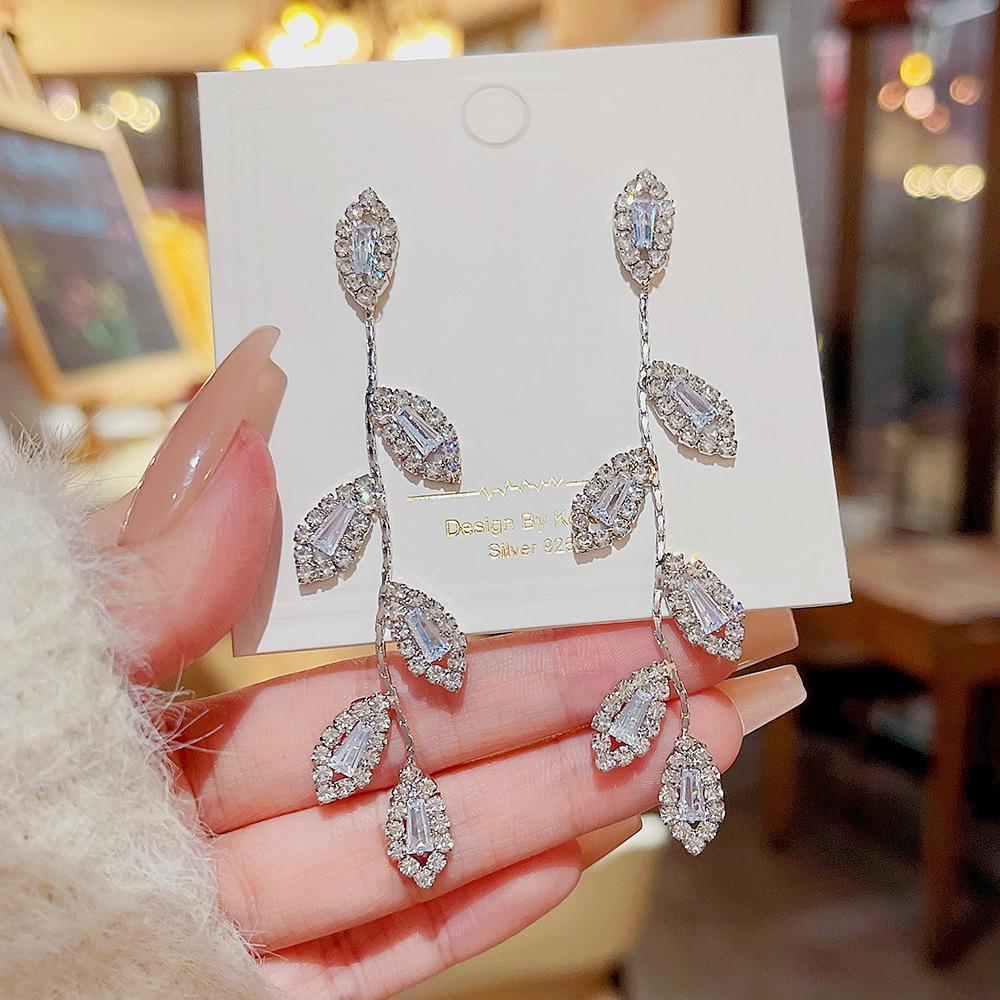 925 Silver Needle Tassel Pearl Earrings: High-End Celebrity Design for Women