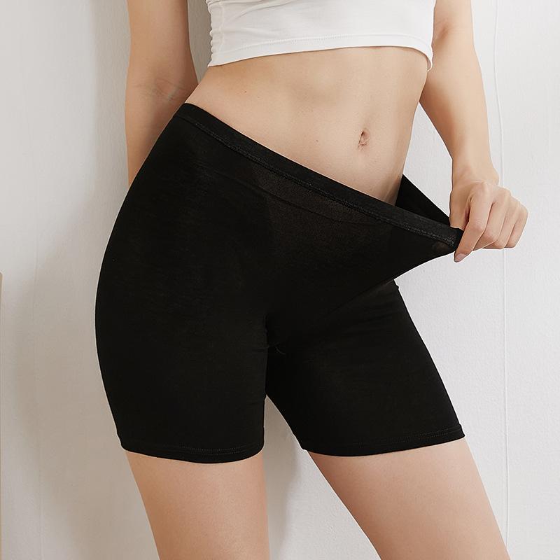 

Lace boxer safety pants anti-light and fattened plus size three-point bottoming safety shorts high elasticity S ( 35-45kg )