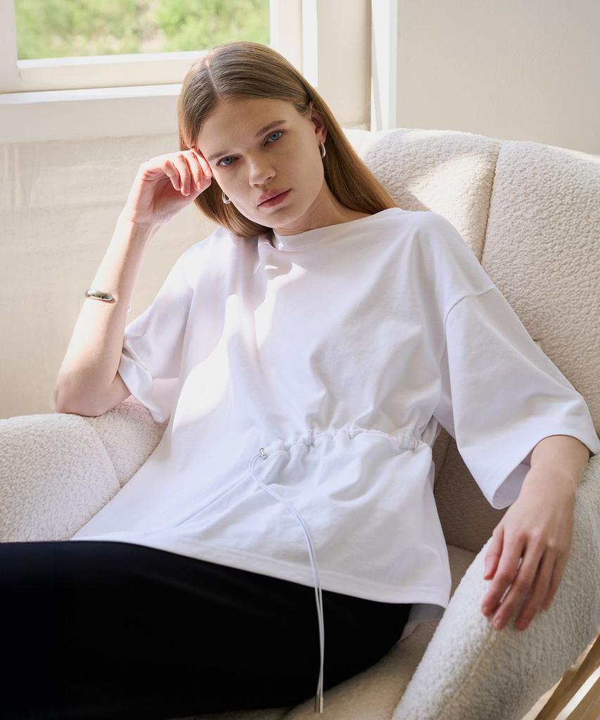 Illoje Asymmetrical Drawstring T-Shirt (White)