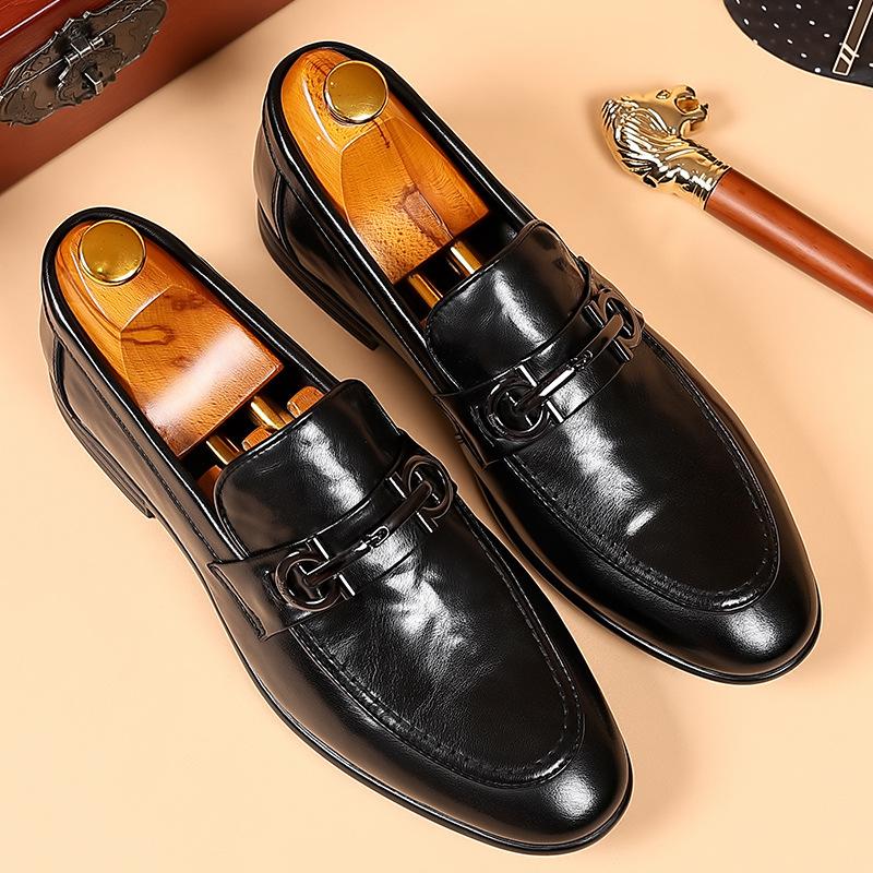 Neue koreanische Version von Business-Formal Herrenschuhen Herren Freizeitlederschuhe Britische bequeme vielseitige atmungsaktive Slipper Herrenlederschuhe