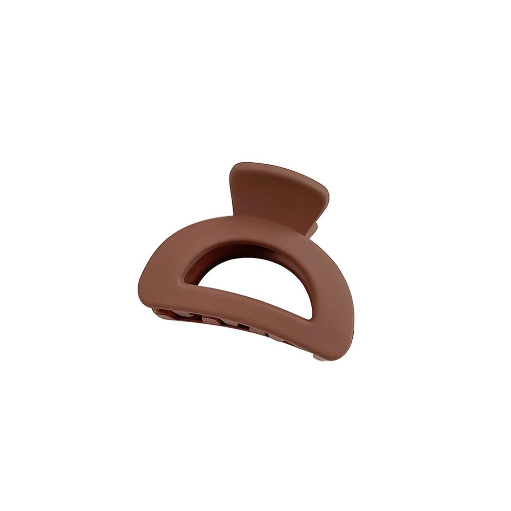 Korean style simple and cute hollow hair clip with broken hair on the side