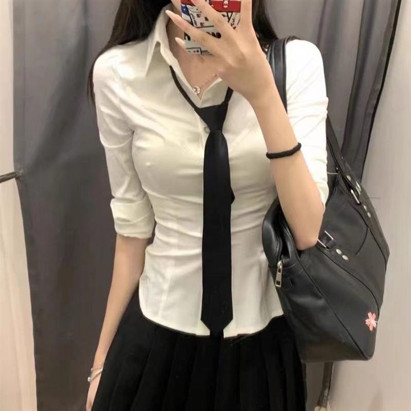 Women's Slim-Fit Waist-Cinching Academic Style White Shirt - Long/Short Sleeves, Ideal for Autumn/Winter