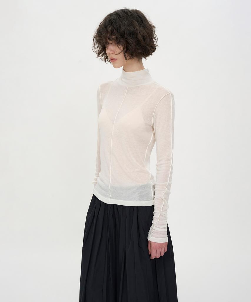 INSILENCE WOMEN Line Point Turtleneck Ivory