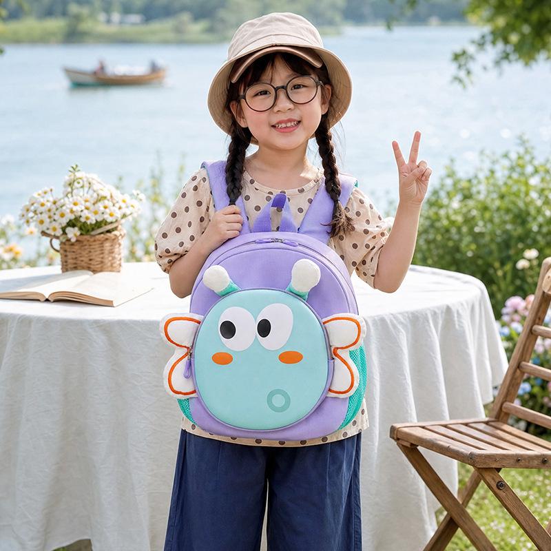 Schoolbag new kindergarten baby schoolbag cartoon little bee children's backpack outdoor leisure boys and girls small backpack bag