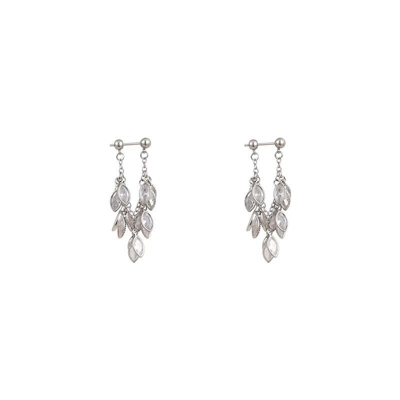Silver zircon fringed earclips, holeless high-end mosquito coil disc earrings, temperament studs, niche unique earrings.