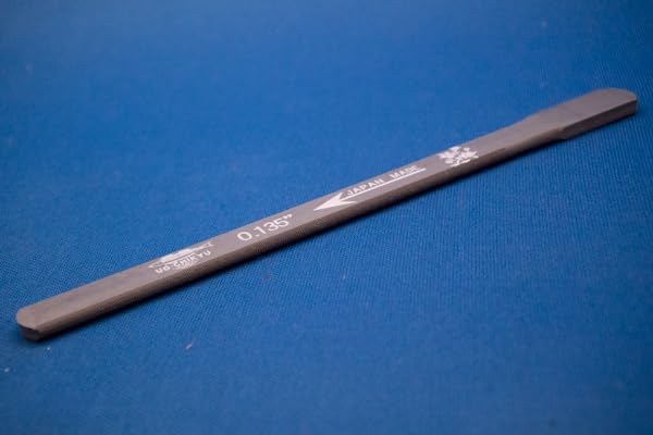 UO-CHIKYU Fish Brand Nut Slot File, .135 in / 3.43 mm, 150 mm, Made in Japan, 5-String Bass