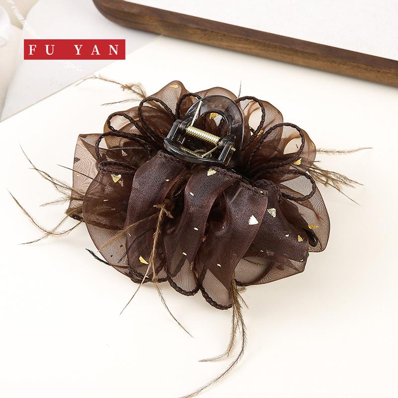 Super Fairy Feather Hair Clip: Elegant Princess Shark Clip Accessory