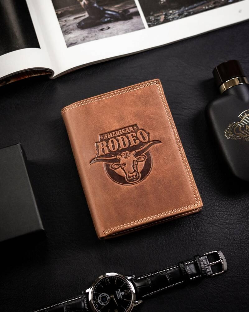 Large, Vertical Men's Wallet Made of Genuine Leather - Always Wild