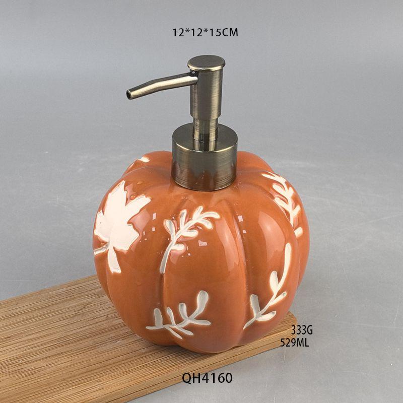 Halloween Creative Ceramic Pumpkin Bath Bottle Soap Stack Set Ceramic Hand Sanitizer Press Bottle Dispensing Bottle