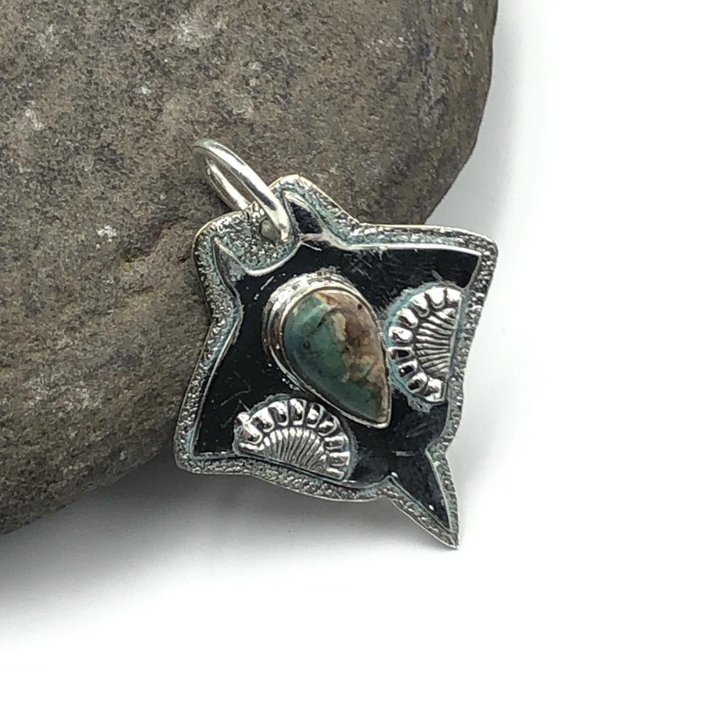 Naturalny Kamień Szlachetny Shatukkite Srebro Próby 925 Biżuteria Projektanta Wisiorek 1,67" AJP-400