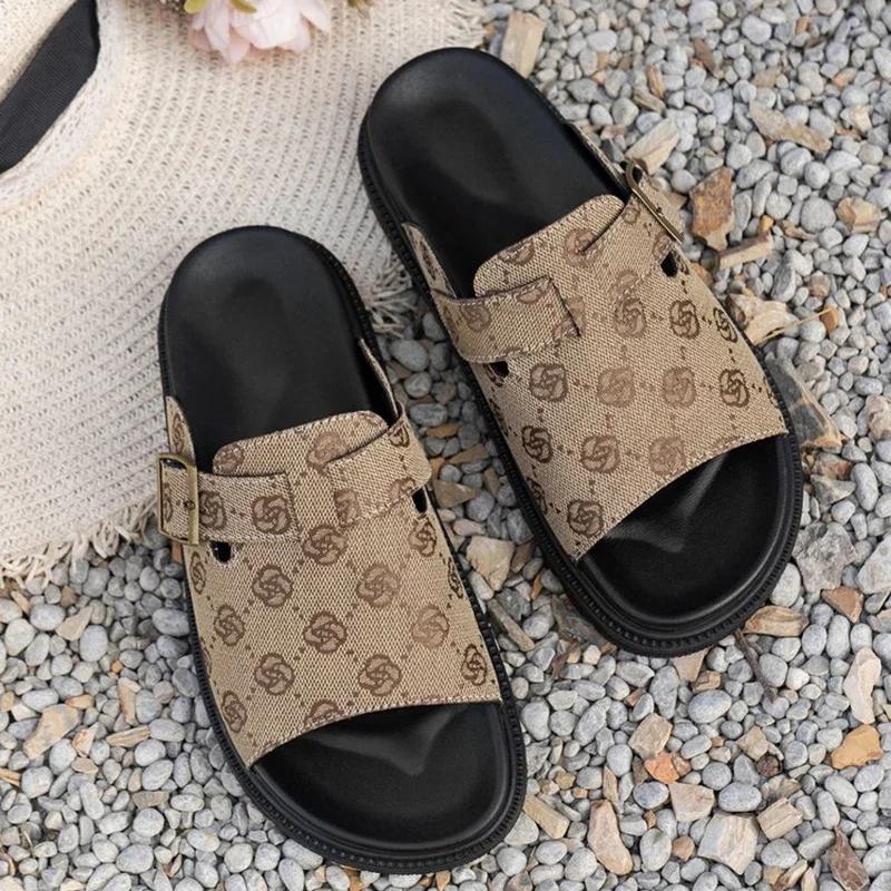 Fashion Summer Women Slippers Luxury Platform Sandals Street Outdoor Clogs Breathable Beach Slippers Flip Flops Comfortable Home Shoes
