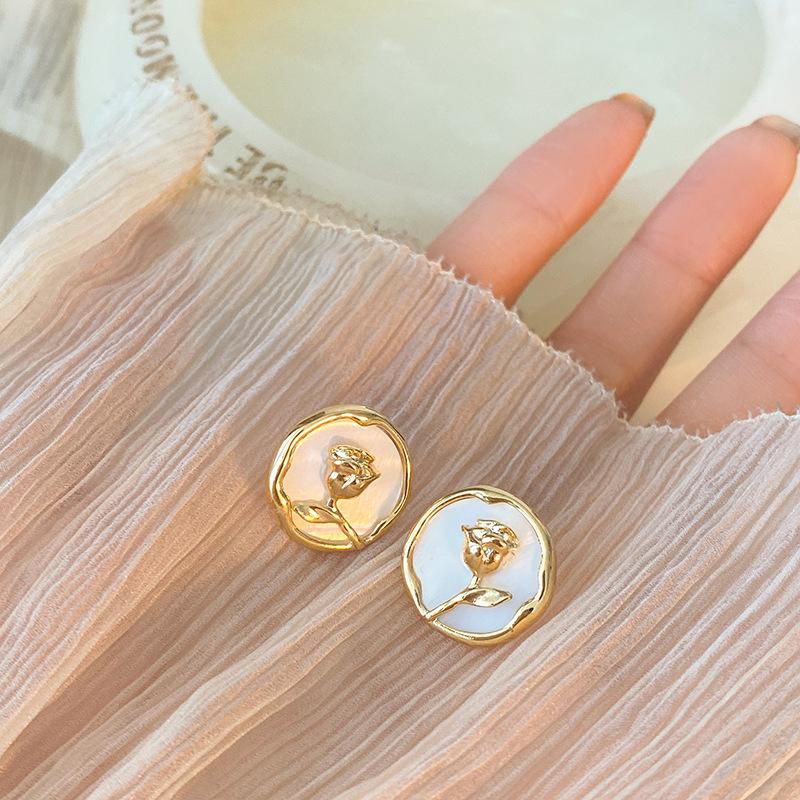 925 Silver Needle Hepburn Style Embossed 3D Rose Flower Earrings French Earrings Woman