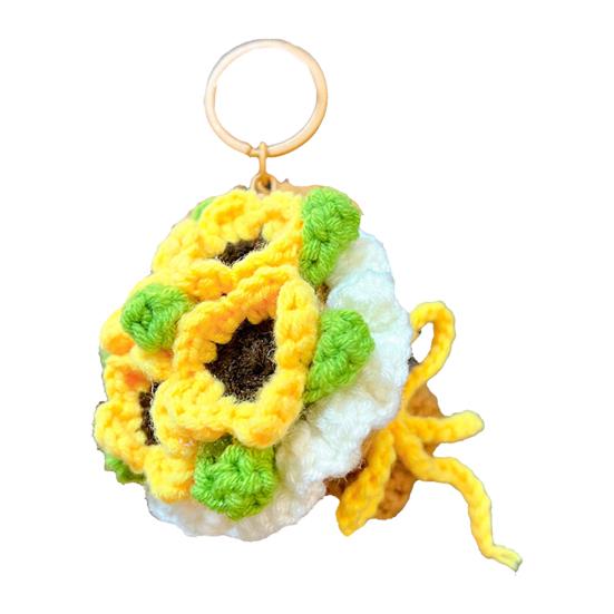 Portable Keychain Hand-Crocheted Wool Rose Petal Mini Bouquet Decoration Keychain Pendant Bags Backpacks Accessory