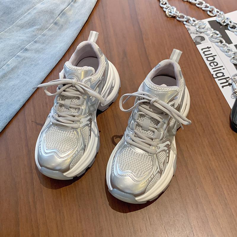 Breathable Mesh Soft Bottom Pops Shoes Spring and Summer Thin Section Thick Bottom Sports Casual Ins Tide Female