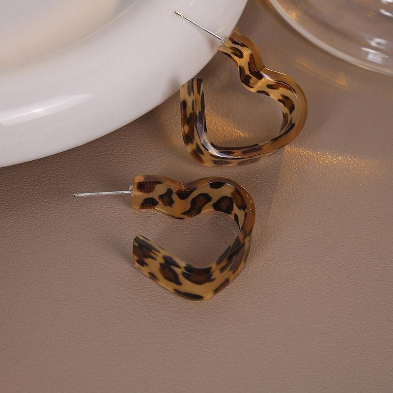 Europe And The United States  Charm Leopard Heart-Shaped Earrings Female Sexy  Girl Party Accessories Holiday Jewelry