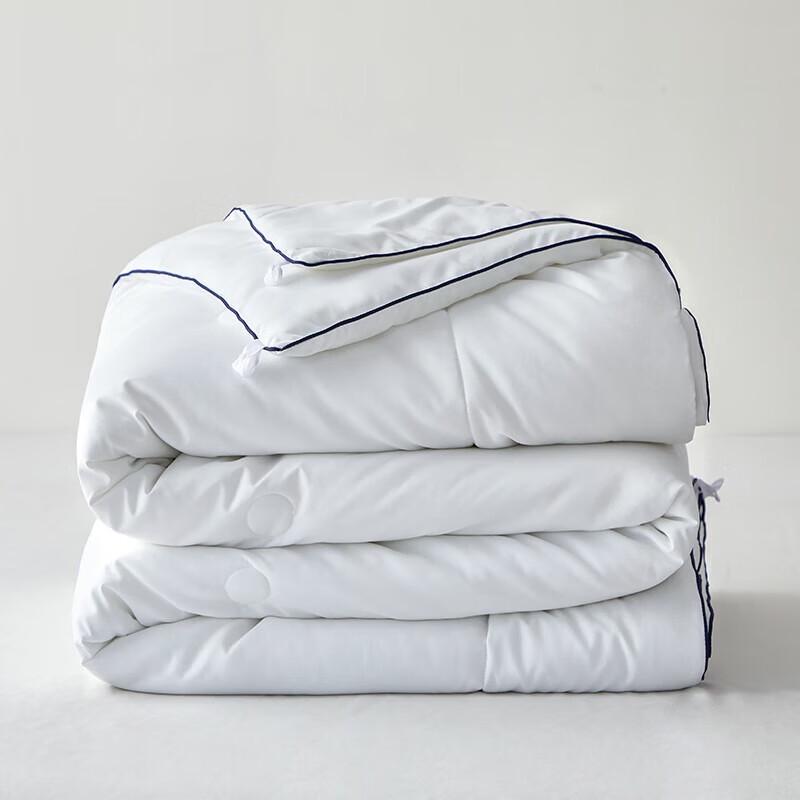 

Dohia All-Season Brushed Antibacterial 7-Hole Fiber Duo Quilt