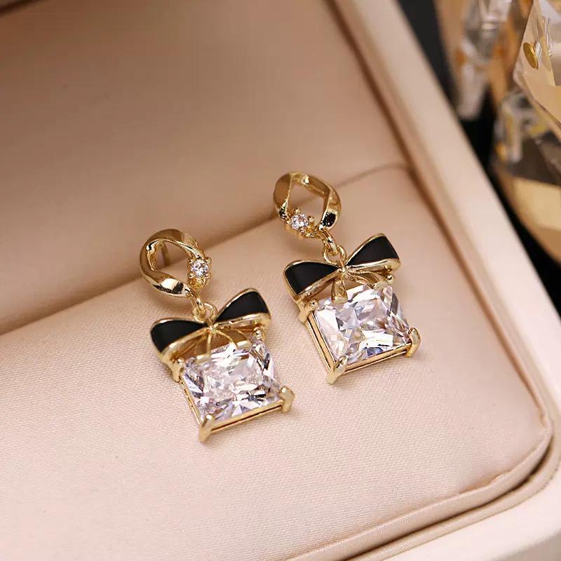 2023 High-End Black Bow S925 Silver Needle Square Earrings