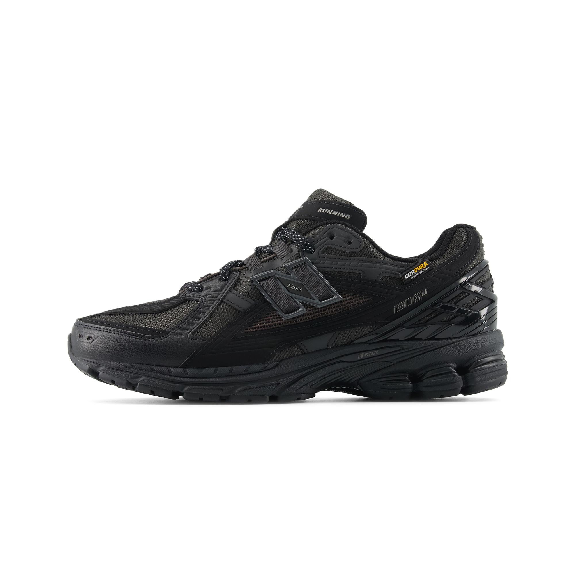 New Balance NB 1906N Chunky Sneakers Unisex Lage Top Zwart 37 black
