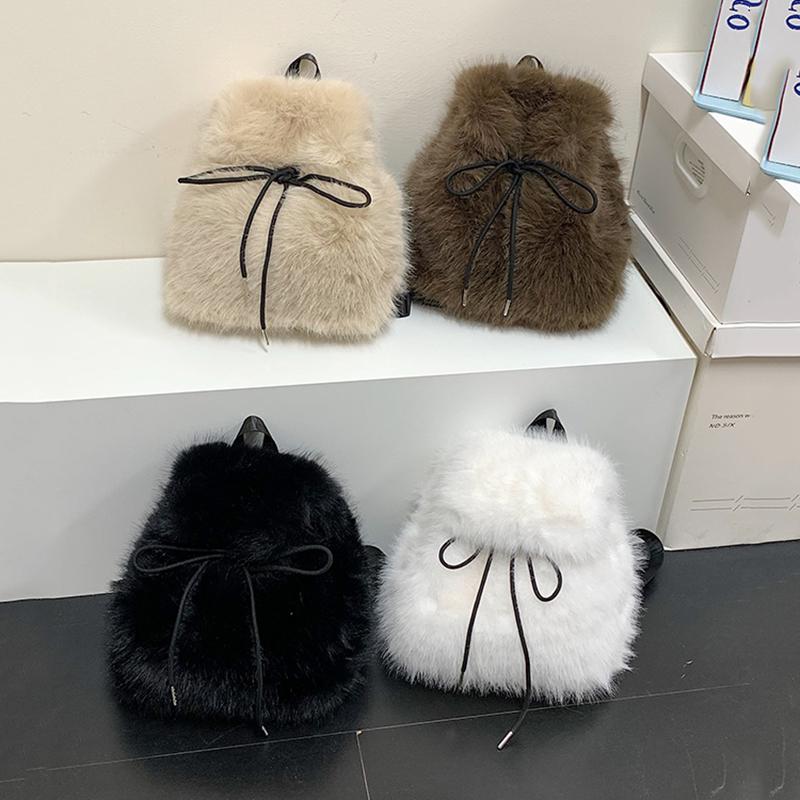 Winter Niedlich Plüsch Lässige Rucksäcke Mode Exquisit Große Kapazität Umhängetasche Einfach Trendy Tragbar Damenrucksack