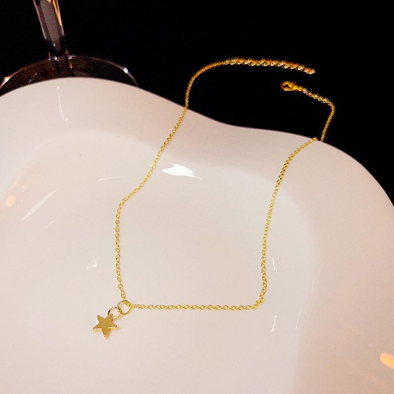 Trend Rose Gold Star Love Pendant Collarbone Chain Exquisite Fashion Simple Necklace Women