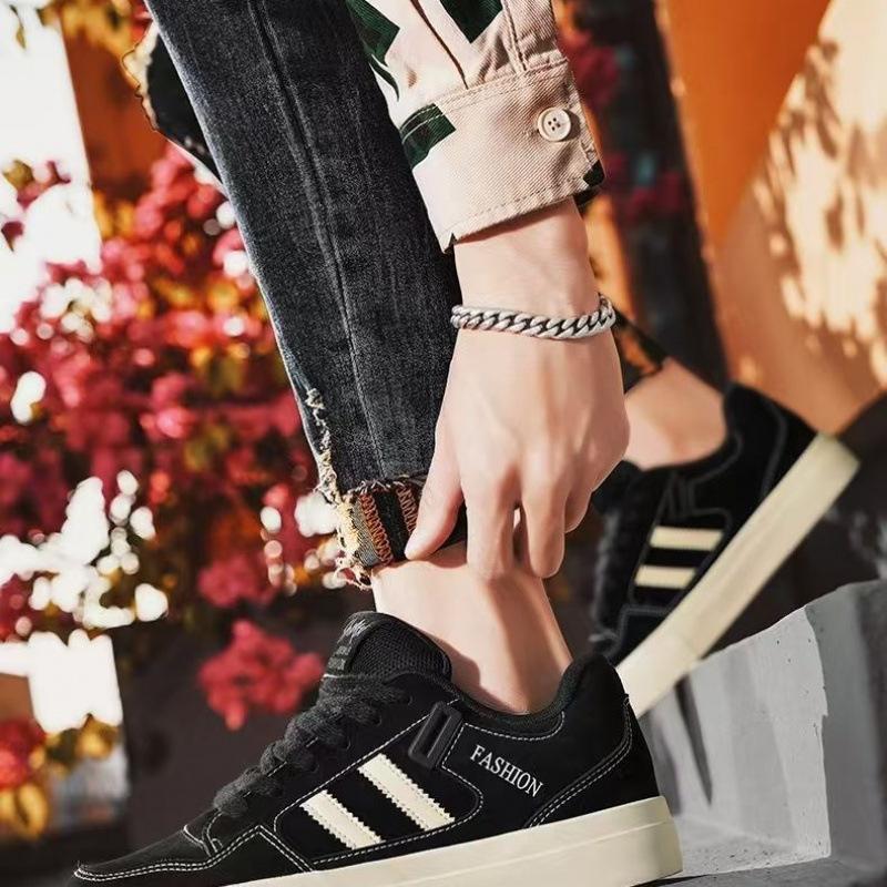 39-44 New niche moral training bread shoes men's versatile casual shoes trend sports student board shoes